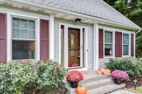 21 Cooper Cir, Windsor, CT 06095 photo 4