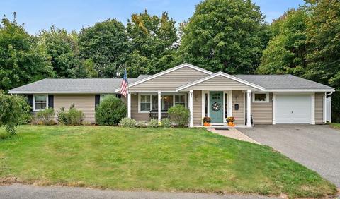 40 Alida Rd, Braintree, MA 02184 photo 1