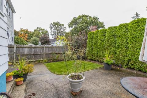 75 Sprague St, Dedham, MA 02026 photo 27