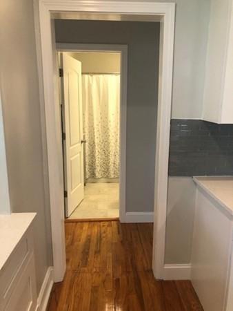 83 Dana St, Springfield, MA 01104 photo 15