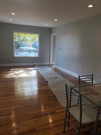 83 Dana St, Springfield, MA 01104 photo 6