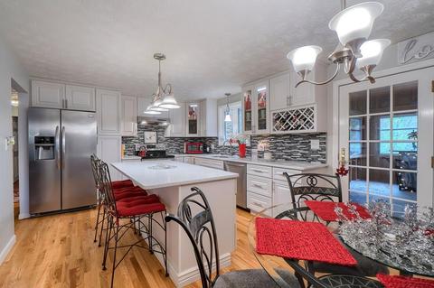 64 Maple St, Methuen, MA 01844 photo 9