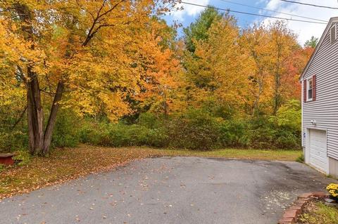 64 Maple St, Methuen, MA 01844 photo 8