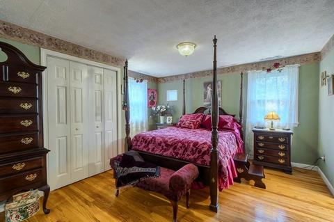 64 Maple St, Methuen, MA 01844 photo 23