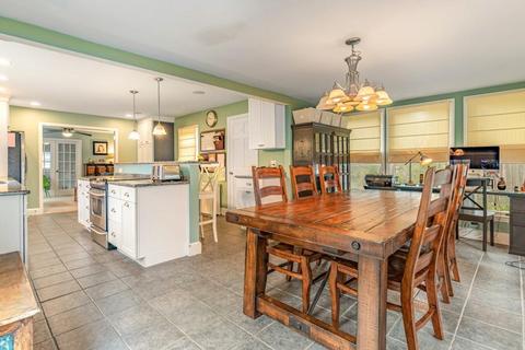 134 E Main St, Gloucester, MA 01930 photo 8