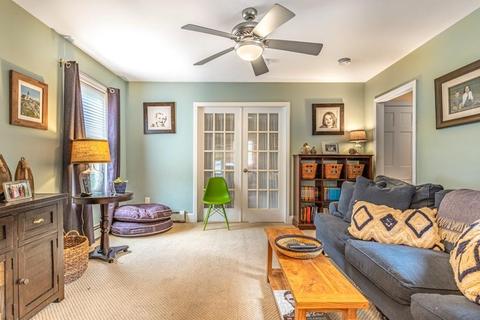 134 E Main St, Gloucester, MA 01930 photo 5