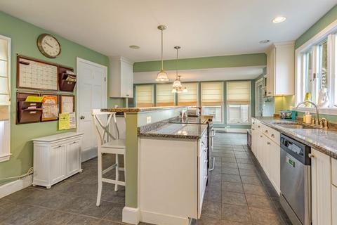 134 E Main St, Gloucester, MA 01930 photo 7