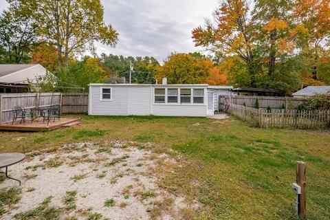 96 Vincent St, Springfield, MA 01129 photo 21
