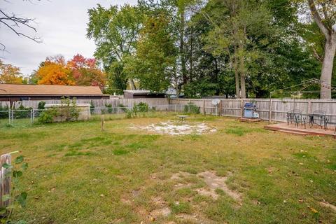 96 Vincent St, Springfield, MA 01129 photo 18