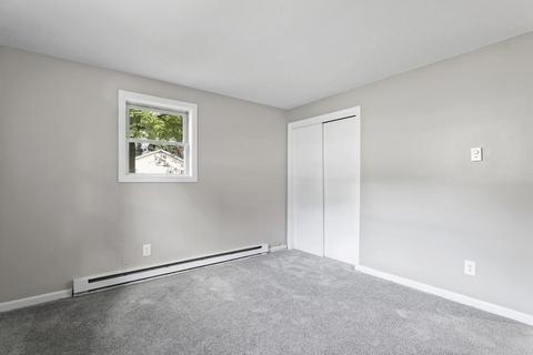 47 Blodgett St, Springfield, MA 01108 photo 9