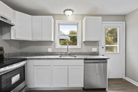 47 Blodgett St, Springfield, MA 01108 photo 6