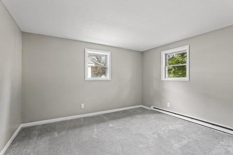 47 Blodgett St, Springfield, MA 01108 photo 8