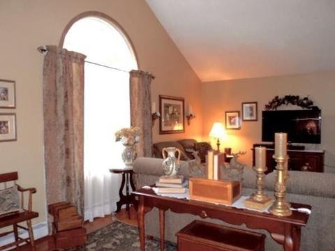 8 Sunset Dr, Douglas, MA 01516 photo 6