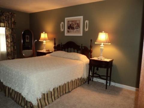 8 Sunset Dr, Douglas, MA 01516 photo 16