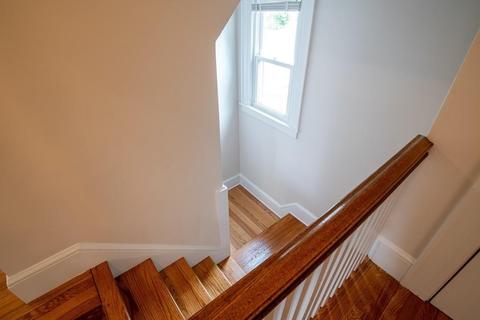 91 Manchester Ter, Springfield, MA 01108 photo 34