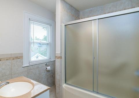91 Manchester Ter, Springfield, MA 01108 photo 33