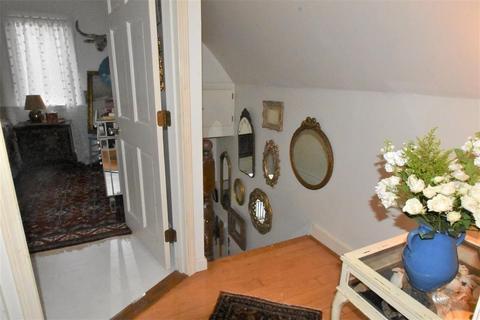 873 Washington St, Gloucester, MA 01930 photo 11