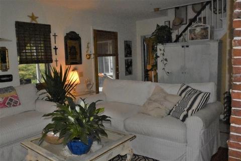 873 Washington St, Gloucester, MA 01930 photo 8