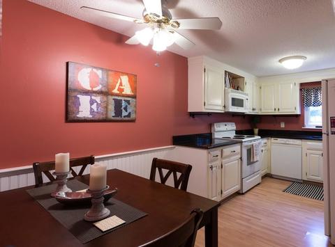 855 W Main St #16, Hyannis, MA 02601 photo 4