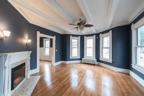 33 Euclid Ave, Springfield, MA 01108 photo 6