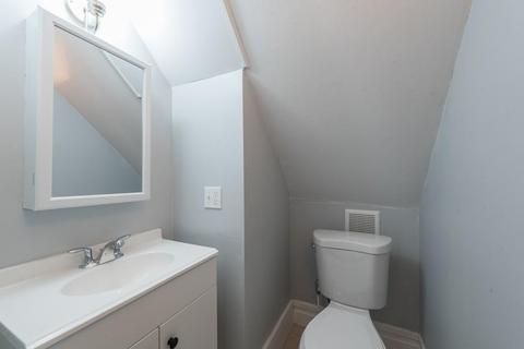 33 Euclid Ave, Springfield, MA 01108 photo 16