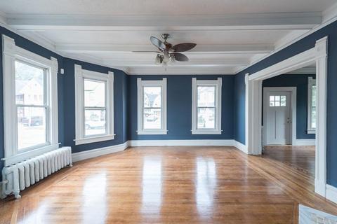 33 Euclid Ave, Springfield, MA 01108 photo 5