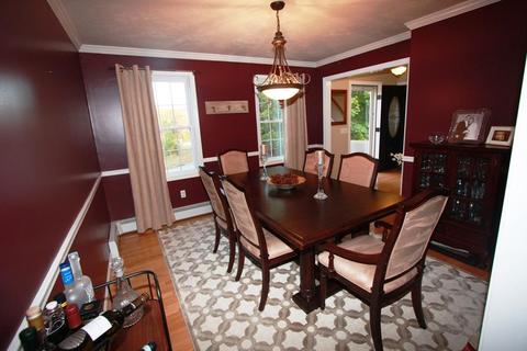 10 Leland Hill Rd, Sutton, MA 01590 photo 8