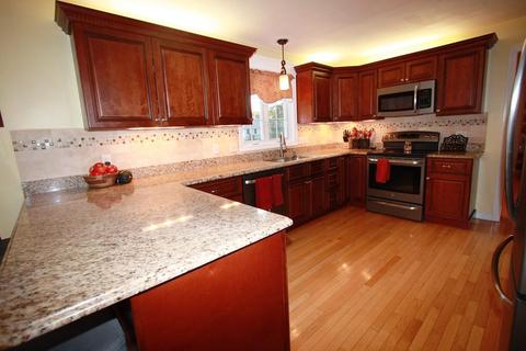 10 Leland Hill Rd, Sutton, MA 01590 photo 4