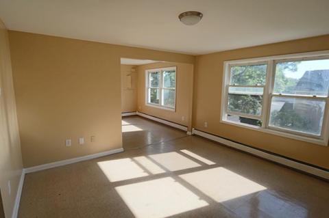 120 Orchard St, Springfield, MA 01107 photo 10