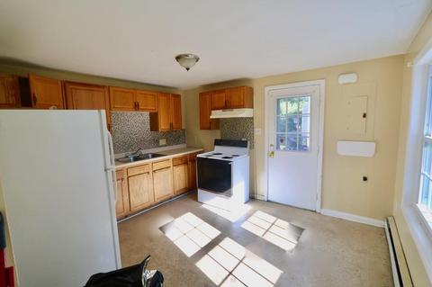 120 Orchard St, Springfield, MA 01107 photo 6