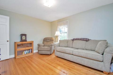 262 Abbott St, Springfield, MA 01118 photo 20