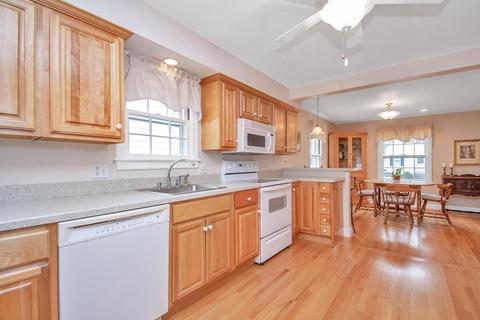 262 Abbott St, Springfield, MA 01118 photo 7