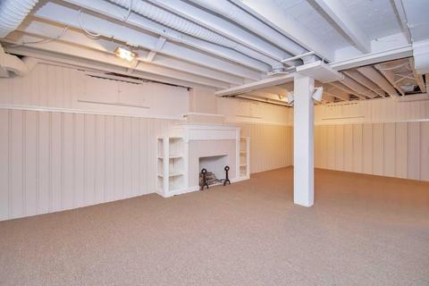 262 Abbott St, Springfield, MA 01118 photo 27