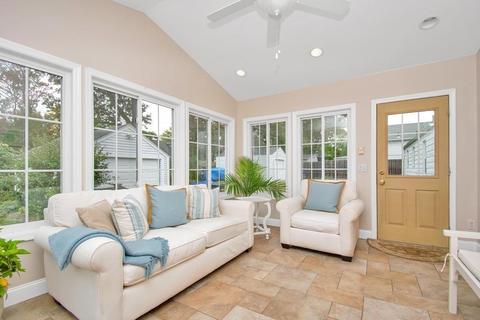262 Abbott St, Springfield, MA 01118 photo 5