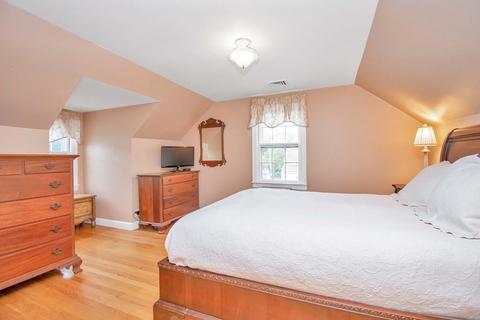 262 Abbott St, Springfield, MA 01118 photo 22