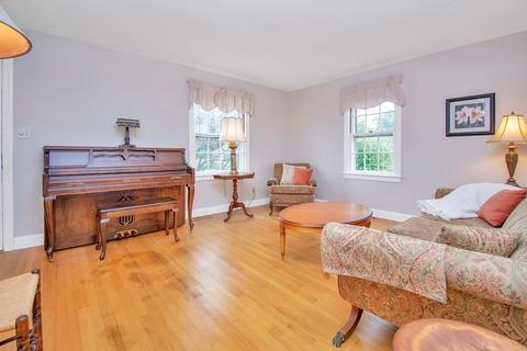 262 Abbott St, Springfield, MA 01118 photo 14