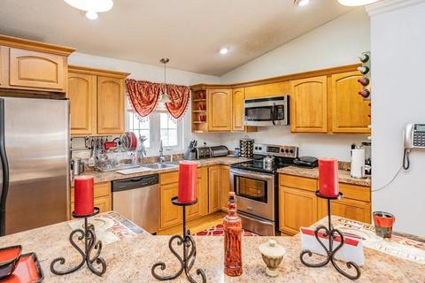 14 Brunswick St, Springfield, MA 01108 photo 7