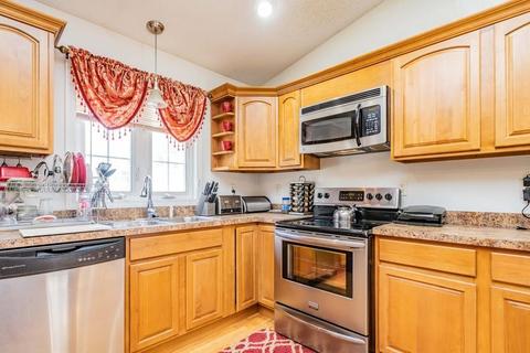 14 Brunswick St, Springfield, MA 01108 photo 6
