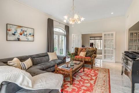 5 Heather Ln, Stoneham, MA 02180 photo 8
