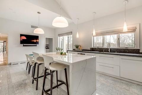 5 Heather Ln, Stoneham, MA 02180 photo 15