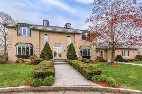 5 Heather Ln, Stoneham, MA 02180 photo 2