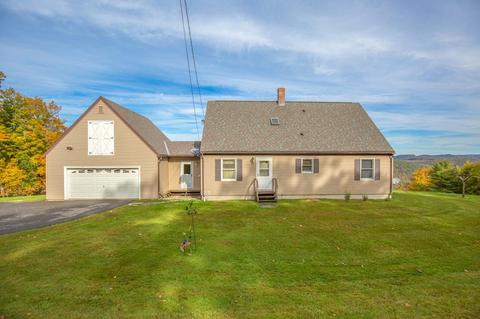 333 S County Rd, Drury, MA 01343 photo 6
