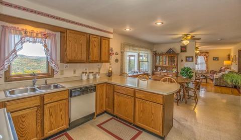 333 S County Rd, Drury, MA 01343 photo 12