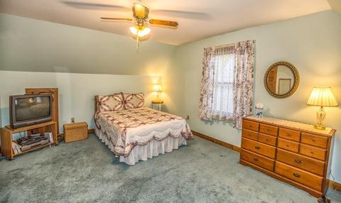 333 S County Rd, Drury, MA 01343 photo 20
