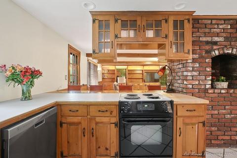 15 Parsonage Ln, Topsfield, MA 01983 photo 8