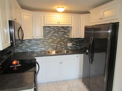 38 Walsh St, Springfield, MA 01109 photo 6