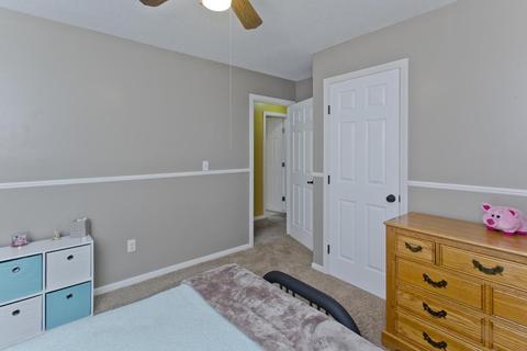 76 Paramount St, Springfield, MA 01104 photo 17