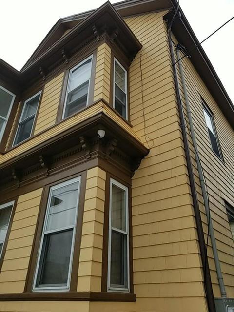125 Niagara St, Fall River, MA 02721 photo 3