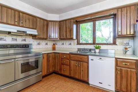 7 Rose Ave, Marblehead, MA 01945 photo 14