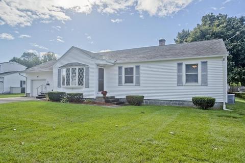 85 Simonich St, Chicopee, MA 01013 photo 3